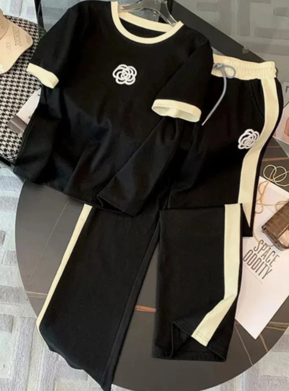 ELARA_TRACKSUIT